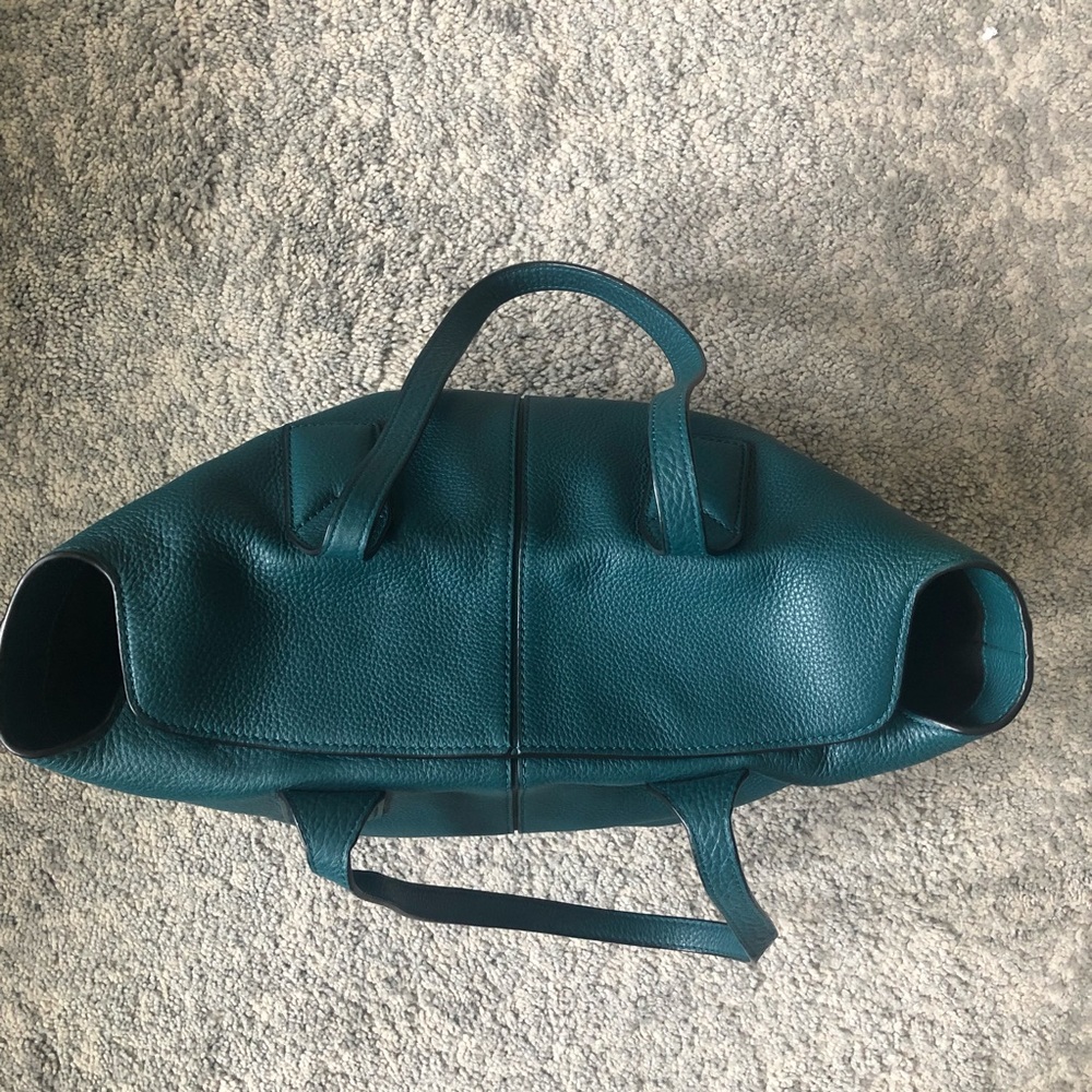 Mark Jacob’s Leather Handbag Purse - Picture 4 of 11